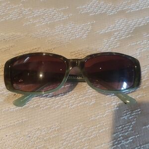 Dana Buchman Green Tortoise Print Sunglasses